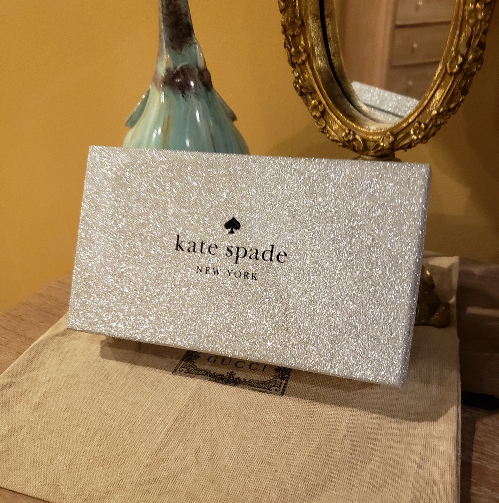 NIB! Kate Spade Black Quilted Leather Turnlock Wallet (Retail $279) - Picture 7 of 10